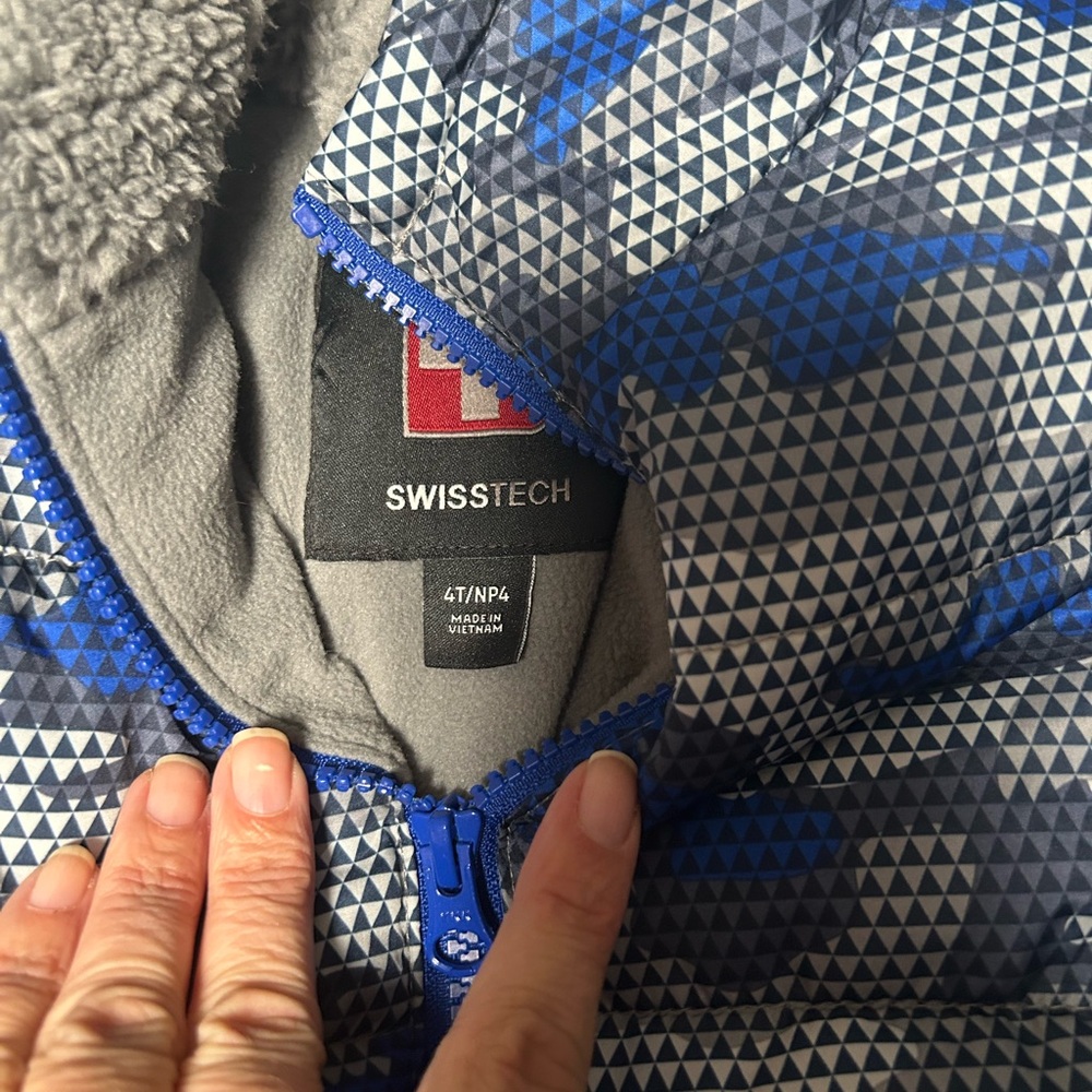 Swiss Tech Geometric Pattern Jacket 4T new - Picture 6 of 7